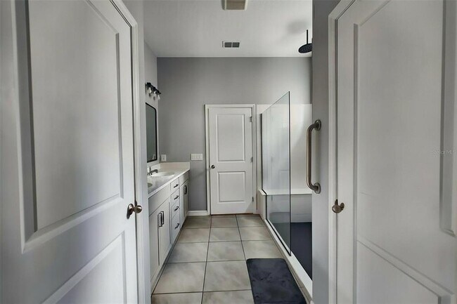 Building Photo - 2087 Emerald Springs Dr