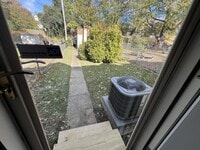 Building Photo - 7202 Sindall Rd