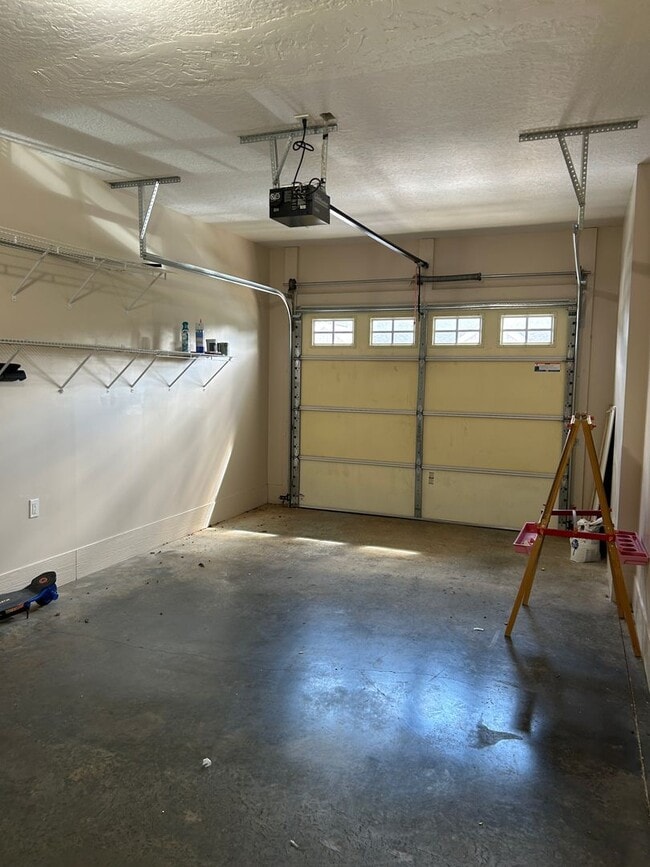 Building Photo - 29 Ashmaline Ln