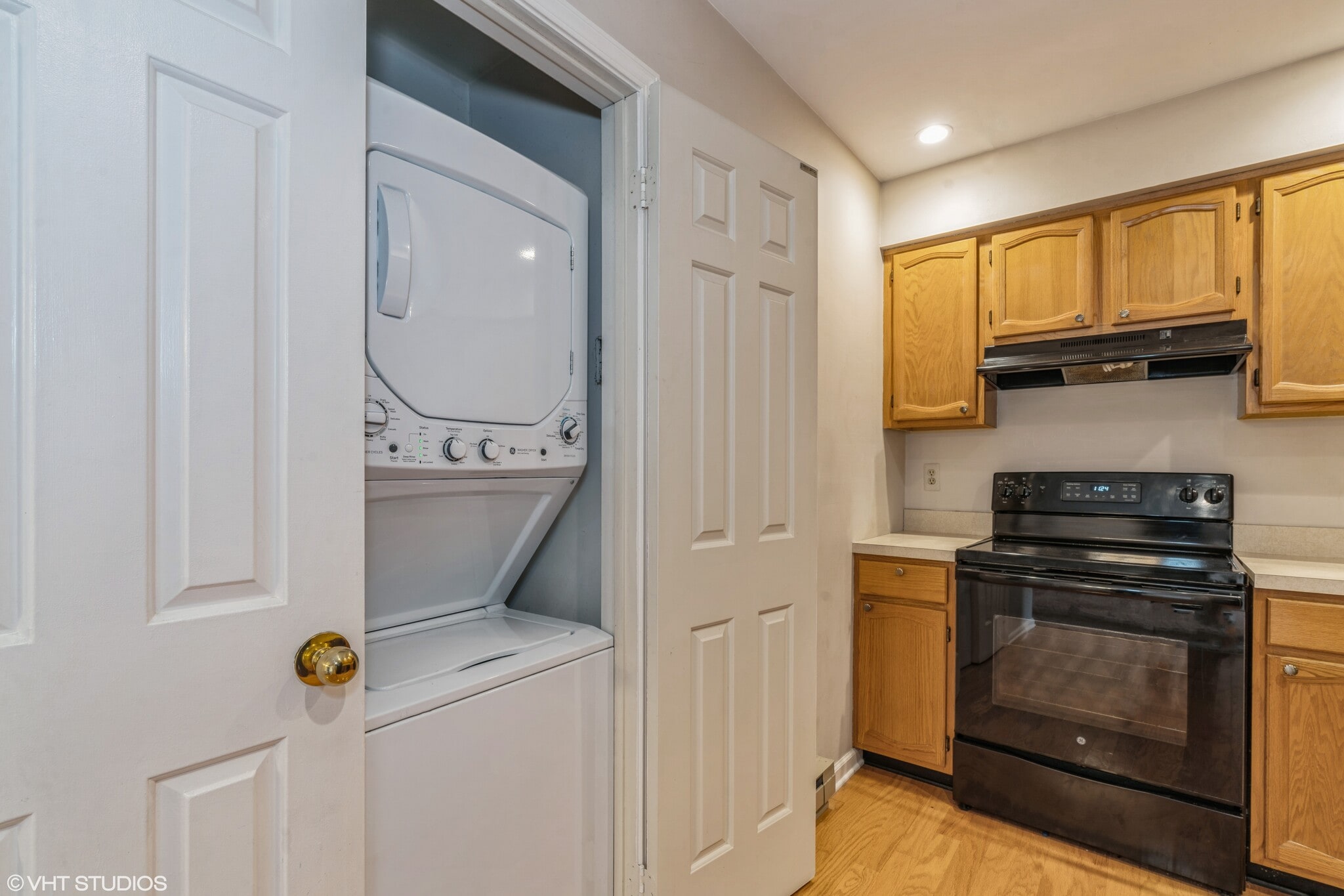 In unit Laundry - 500 Riverside Ave