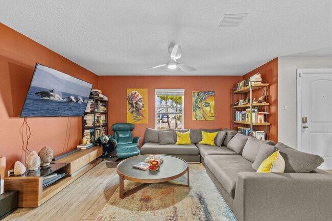 Building Photo - 2626 SW Monterrey Ln