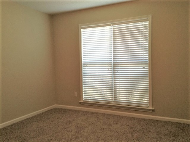 Building Photo - 5 Boysenberry Dr