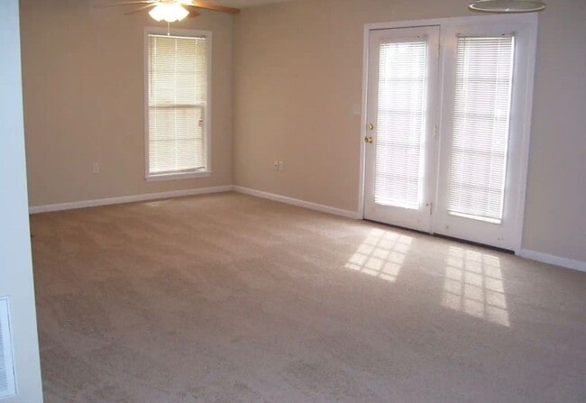 Building Photo - NEW PRICE ~ Same Great Property!