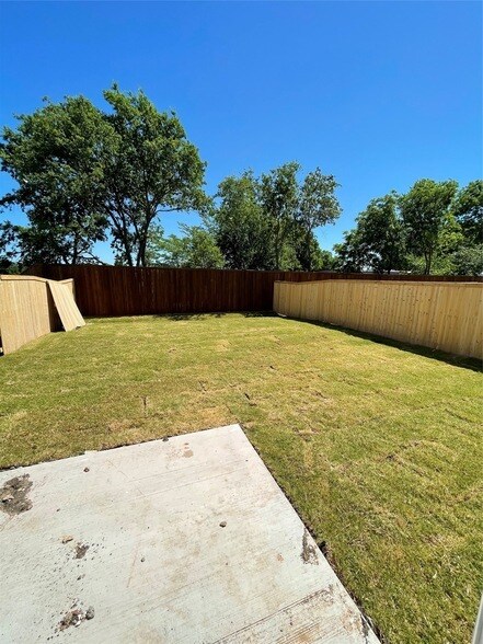 Building Photo - 2737 Ginger Ct