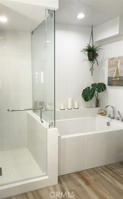 Building Photo - 11700 Iowa Ave