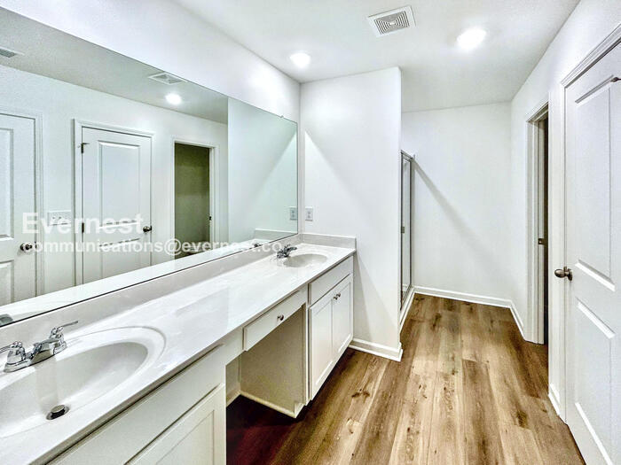 Building Photo - 4285 Marsha St