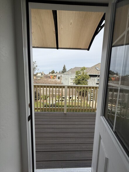 Building Photo - 1921 Harmon St