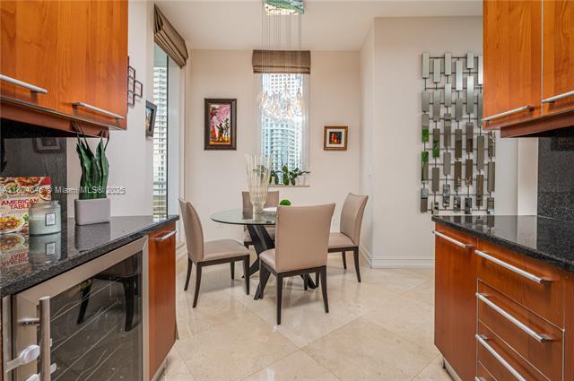 Building Photo - 901 Brickell Key Blvd