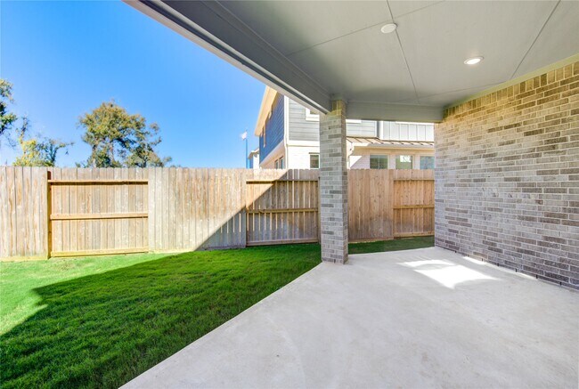 Building Photo - 1419 Shaded Rock Dr