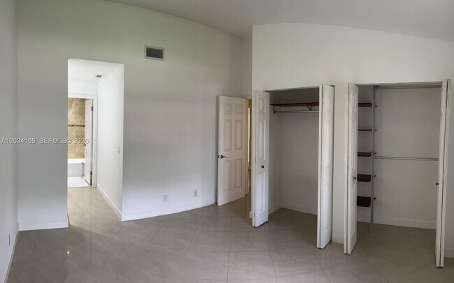 Building Photo - 6361 NW 170th Ln