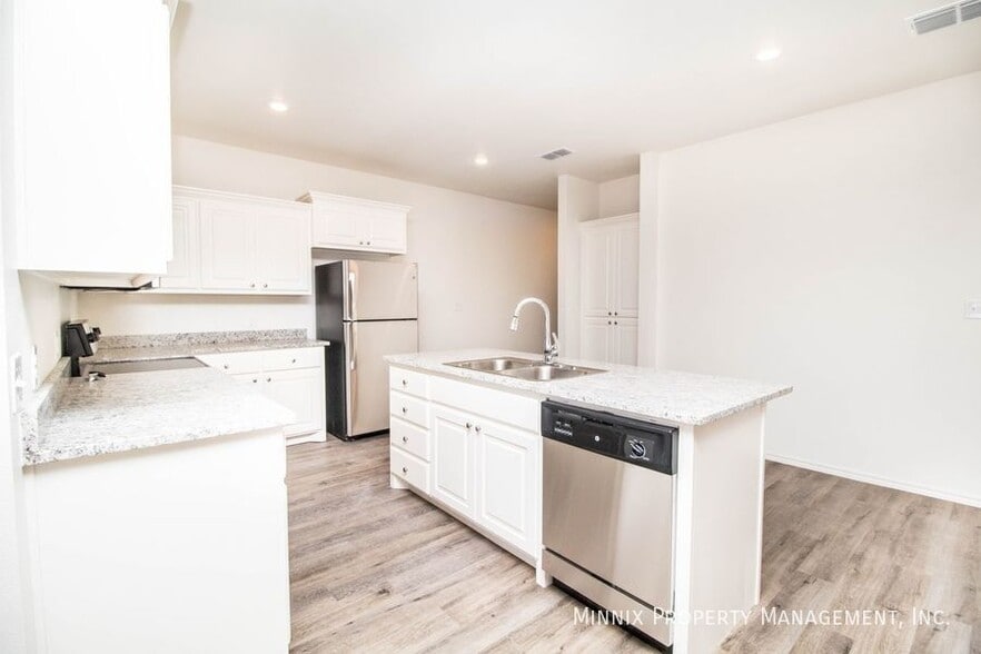 Building Photo - 6908 21st St