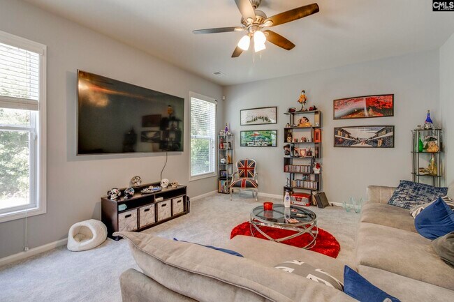 Building Photo - 456 Edenhall Dr