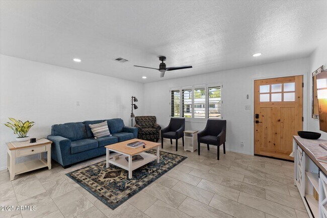 Building Photo - 7531 E Belleview St
