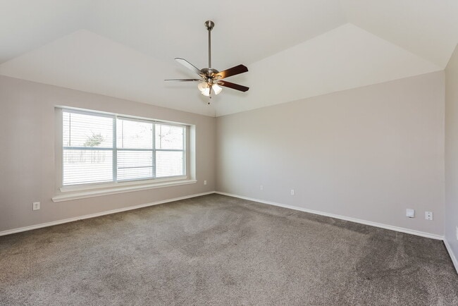 Building Photo - 7305 Sierra Way