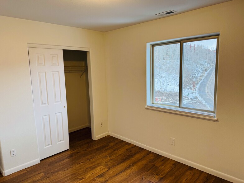 2nd Bedroom - 201 Ryan Gulch Rd