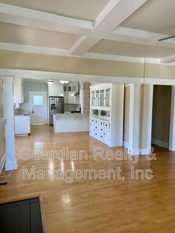 Building Photo - 59 W Encanto Blvd