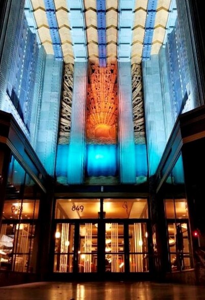 Art Deco details - 849 S Broadway