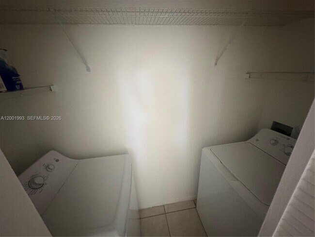 Building Photo - 9709 Hammocks Blvd