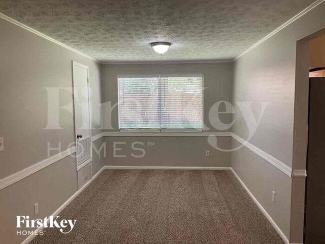 Building Photo - 4077 Huntington Forest Blvd
