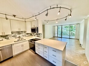 Building Photo - Waikalani Woodlands/3BD/2BA/2PK