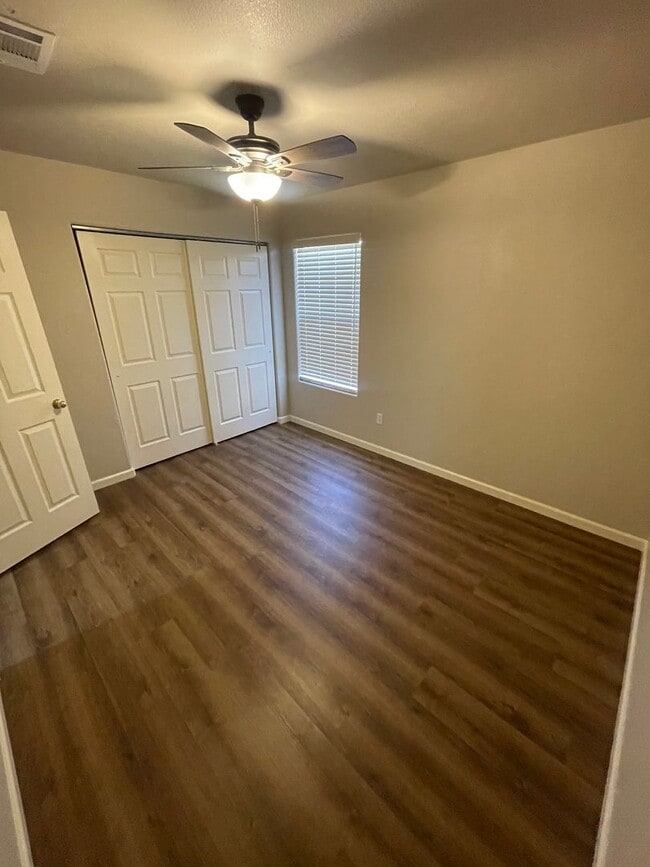 Building Photo - Gorgeous 3 Bedroom / 2 Bathroom Home in Las Colinas