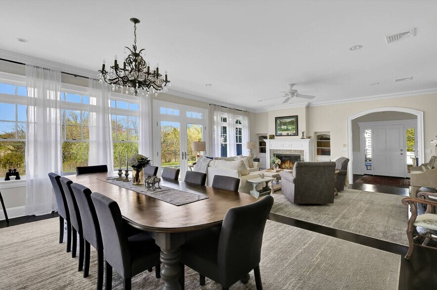 Building Photo - 9 Private Rd