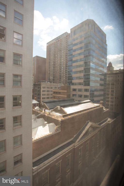 Building Photo - 1600 Walnut St