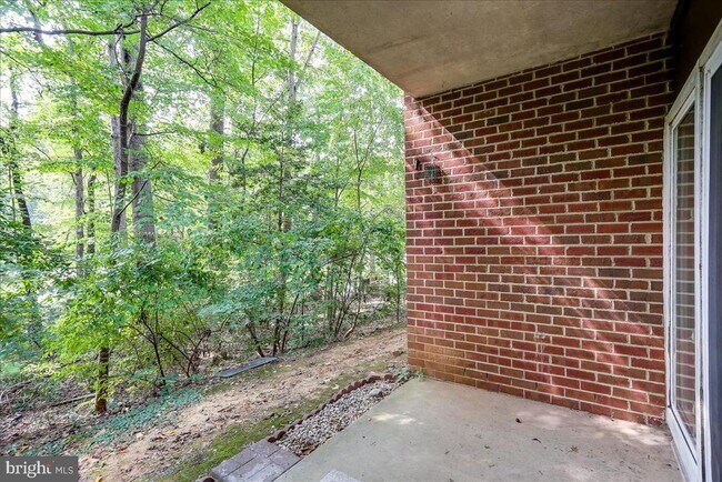 Building Photo - 11823 Breton Ct