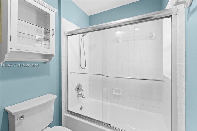 Building Photo - 642 Heritage Dr