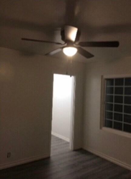Room with Walk-in - 306 W Sunkist St