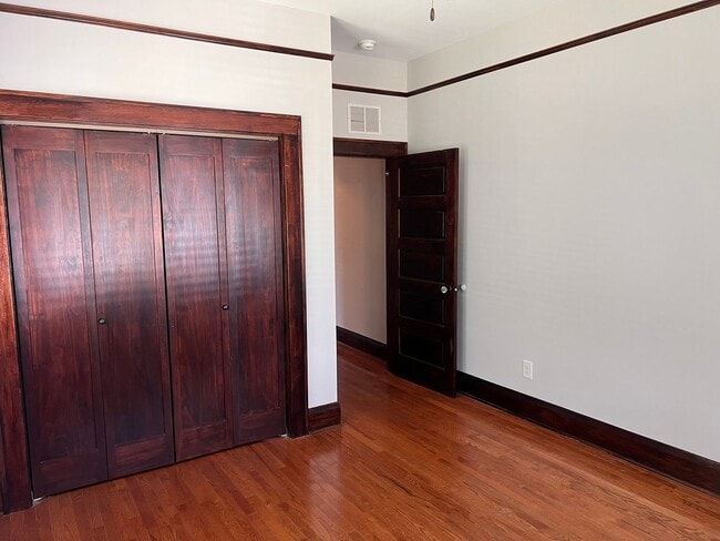 Building Photo - 2404 N Morgan St