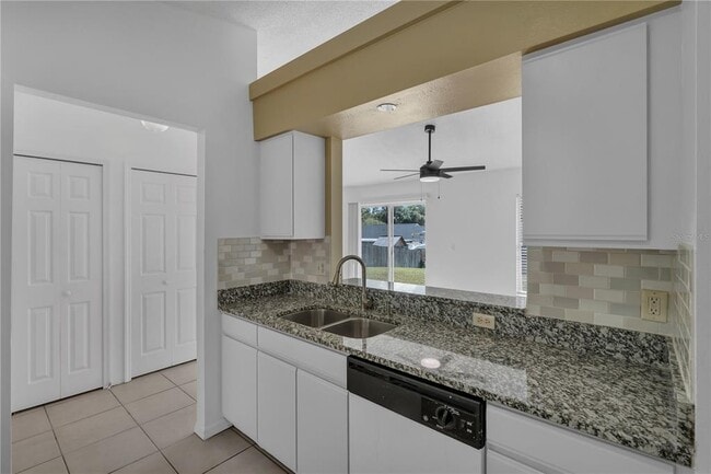 Building Photo - 10637 Crescendo Loop
