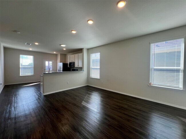 Building Photo - 25723 Bottlebrush Sedge St