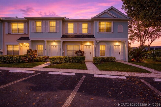 Building Photo - 16635 Hemingway Dr