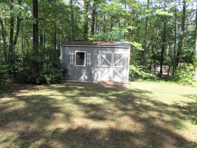 Building Photo - Cute house in Harris County off Fortson Ro...