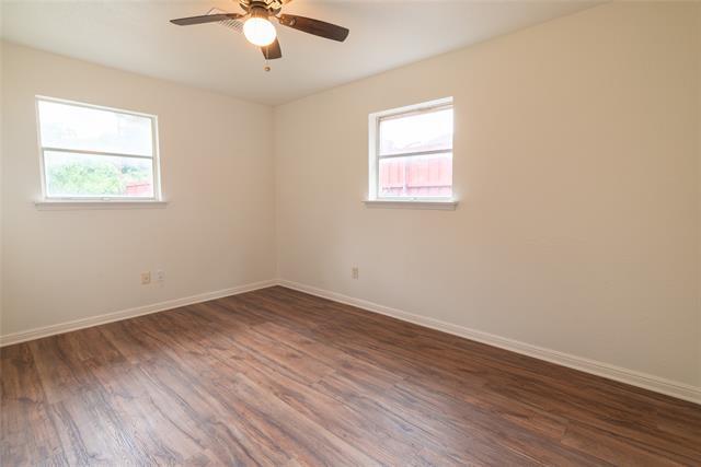 Building Photo - 306 W Marble St