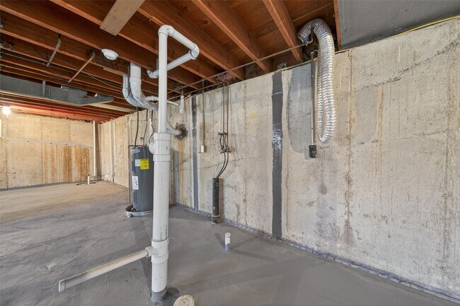 Building Photo - 67 Strecker Rd