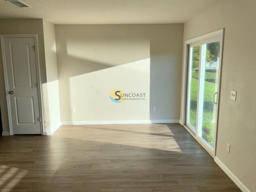 Building Photo - 6473 Sweetbay Ln