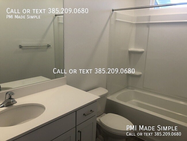 Building Photo - 970 W Broadleaf Dr