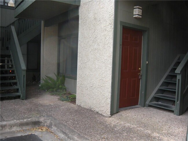 Building Photo - 601 Nelray Blvd