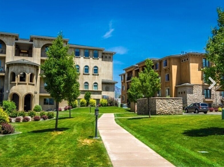 Building Photo - 952 W 965 N