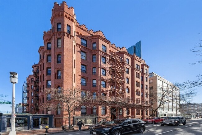 Building Photo - 271 Dartmouth St