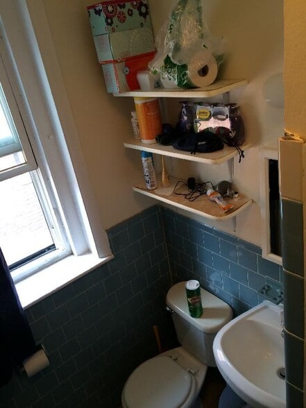 *Pictures are representative samples of the advertised unit. In some cases, the actual units you tou - 19 Aberdeen St