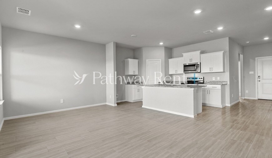 Building Photo - 8408 Hollymead Ln