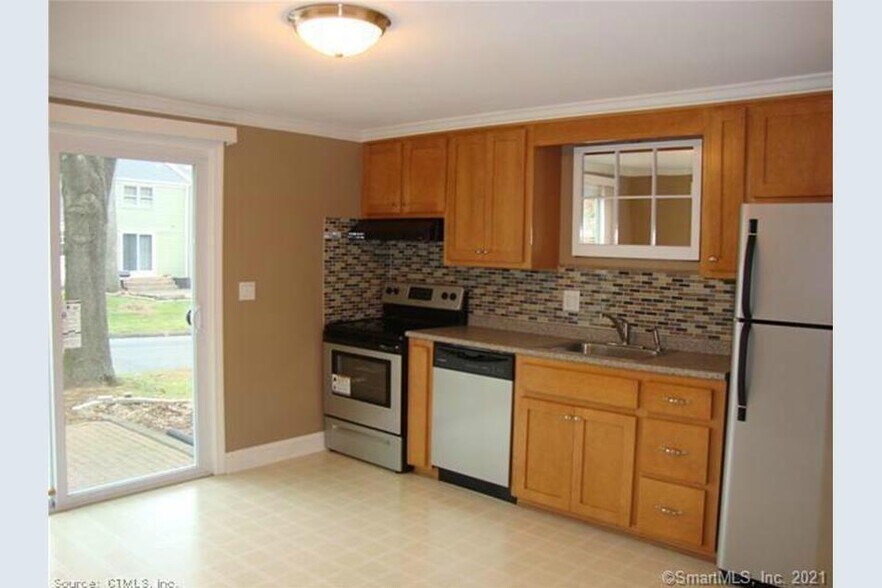Kitchen - 14 Redbud Ln