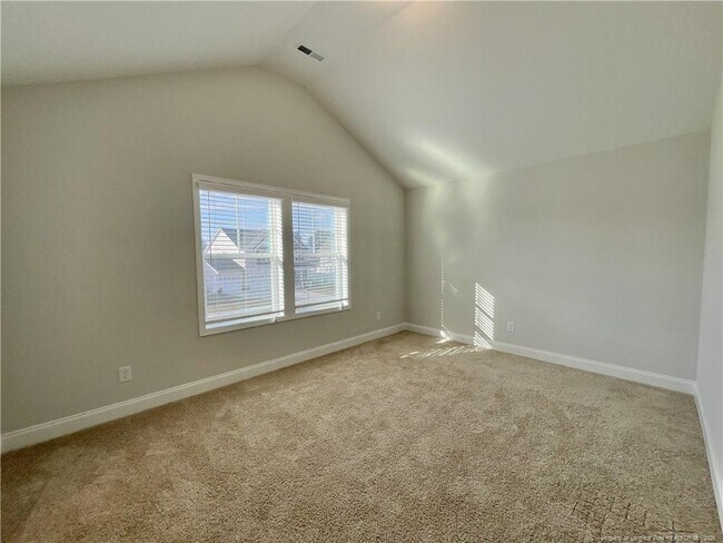 Building Photo - 155 Cromwell Ct