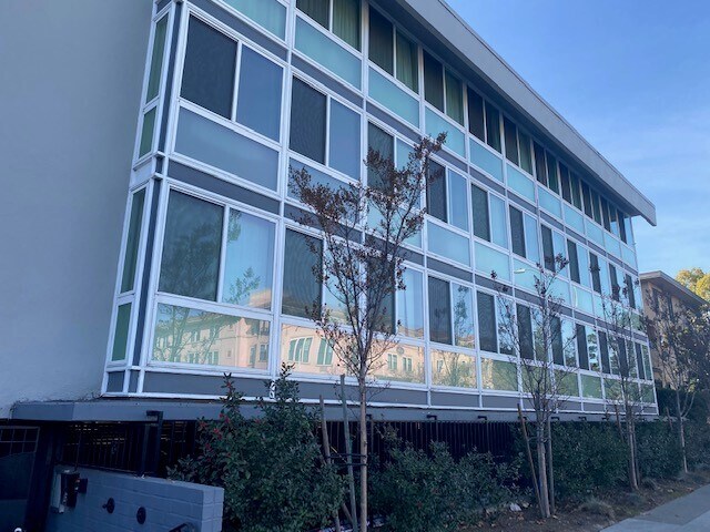 Walk to Central Park - 6 Seville Way