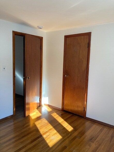 Building Photo - 6 Maple Ave