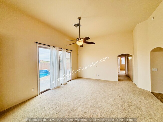 Building Photo - 7910 W Little Eagle Ct