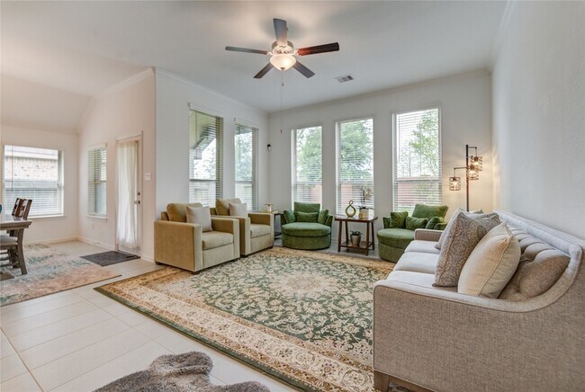 Building Photo - 13026 Sheildaig St